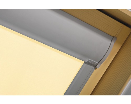 Store de fenêtre de toit Fakro en détail