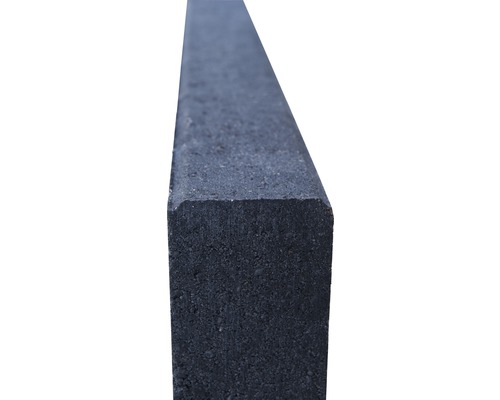 Bordure de trottoir en béton
