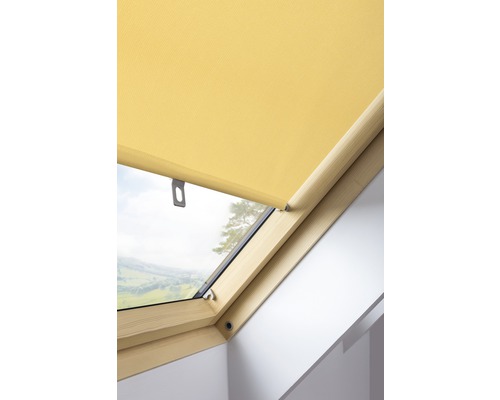 Dachfenster mit Rollo