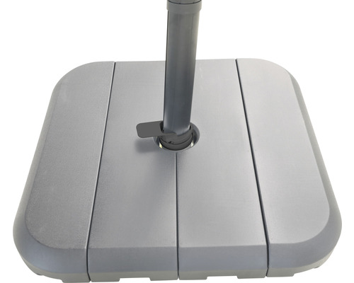 Quadratischer Sonnenschirmständer aus Kunststoff