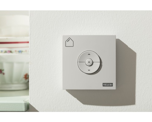 Élément de commande Velux pour commander les fenêtres de toit