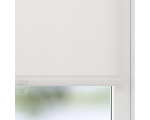 Store de fenêtre en position fermée