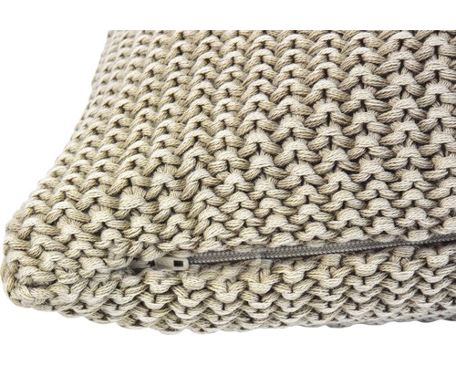 Kissen mit Strickmuster und Reißverschluss
