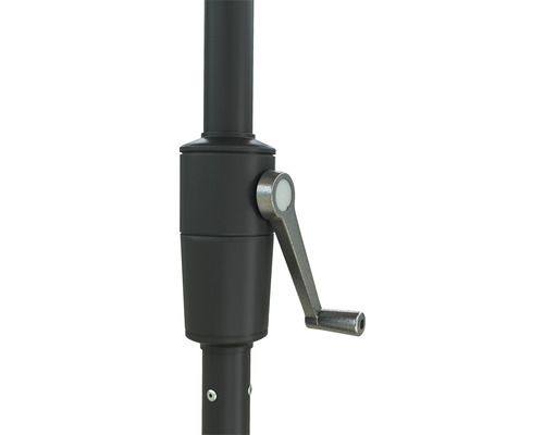 Detailansicht eines Sonnenschirms mit Kurbelmechanismus.