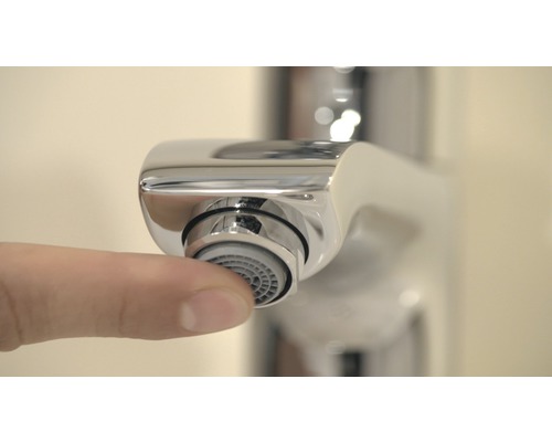 Wasserhahn mit Strahlregler und Finger