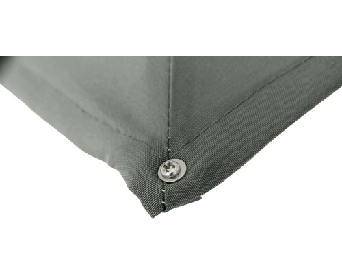 Detailansicht eines Pavillondachs mit Schraube