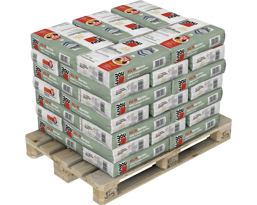 Palette mit Säcken voller Garten- und Landschaftsbeton