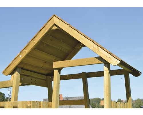 Vue détaillée du toit d''une cabane de jeux en bois