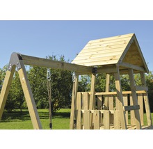 Tour de jeux gorille en bois avec mur d’escalade, balançoire, bac à sable, banc et toboggan rouge