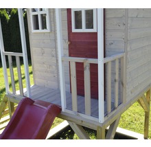 Holzspielhaus mit Rutsche für den Garten