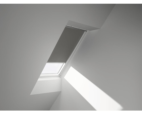 Store occultant VELUX gris uni à commande manuelle cadre blanc DKL S06 0705SWL