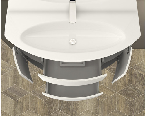 Meuble-lavabo avec armoire basse ouverte vue de dessus