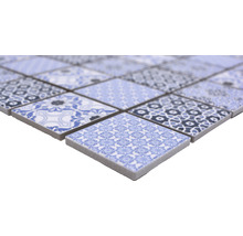 Carreaux de mosaïque avec différents motifs