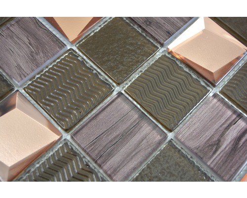 Gros plan de carreaux de mosaïque carrés avec différentes textures