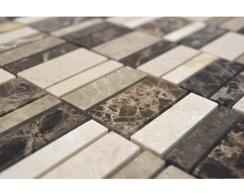 Gros plan de carreaux de mosaïque en pierre naturelle