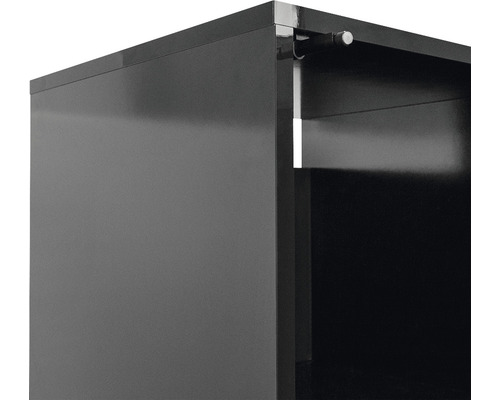 Gros plan d''une étagère noire