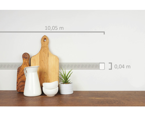 Bordure à motif de méandre, longueur 10,05 mètres, largeur 0,04 mètre