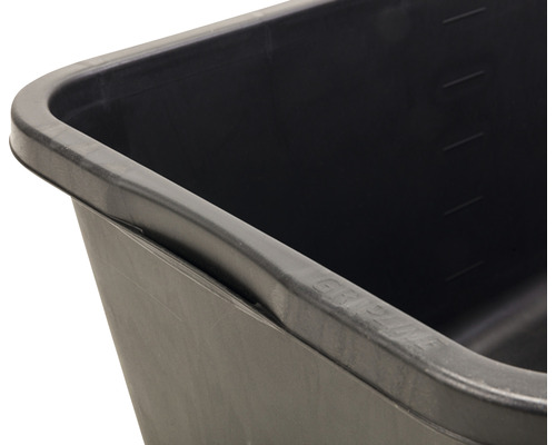 Detailaufnahme einer Mörtelwanne aus Kunststoff