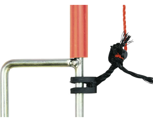 Vue détaillée d''un séchoir à linge avec fil et éléments de fixation.