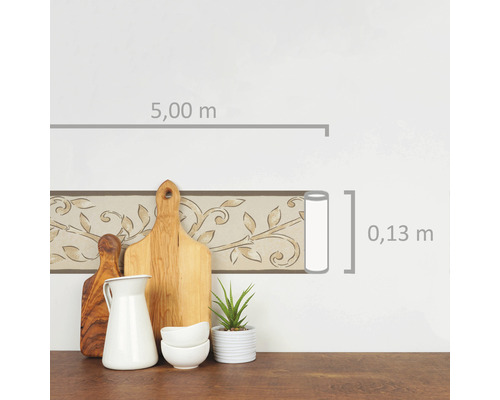 Bordure avec motif floral, longueur cinq mètres, hauteur treize centimètres