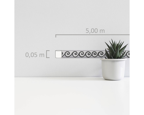 Profilé décoratif à motif de méandre, 5,00 mètres de long et 0,05 mètre de haut