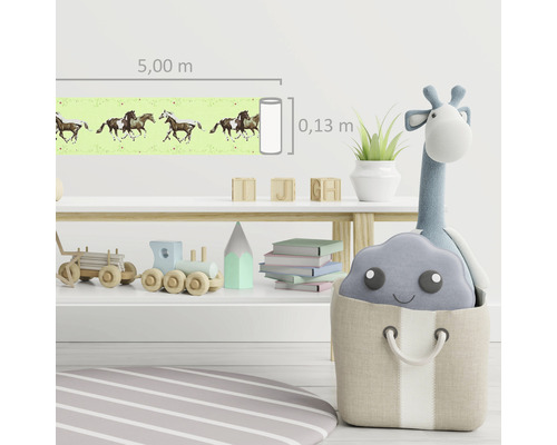 Chambre d''enfant avec bordure chevaux, longueur 5 mètres et hauteur 0,13 mètre