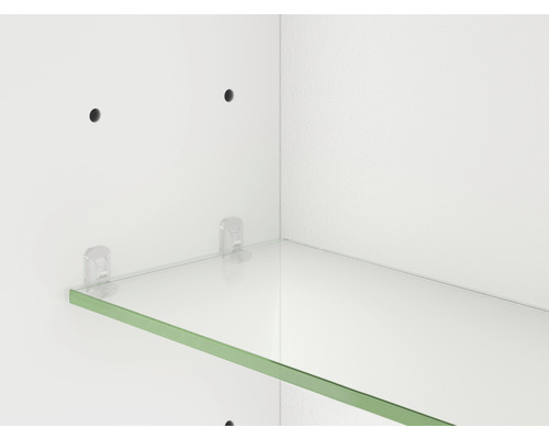 Tablette en verre avec support dans une armoire