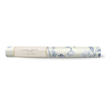 Rouleau de papier peint Laura Ashley avec motif floral