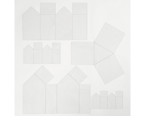 Plusieurs modèles de maisons en carton