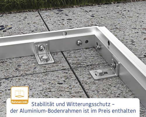 Detailansicht eines Aluminium Bodenrahmens mit Befestigungswinkeln auf Steinboden
