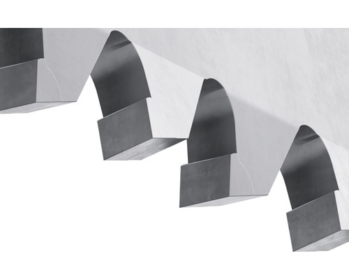 Gros plan d''un élément de clôture en béton avec des arcs