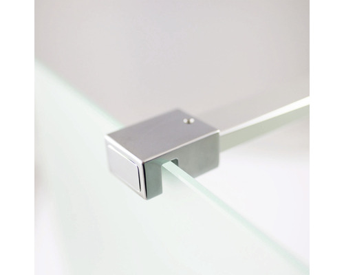 Gros plan d''une étagère en verre avec support