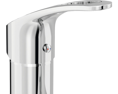 Glänzender Wasserhahn aus Metall