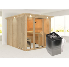 Holzsauna mit Saunaofen im Raum
