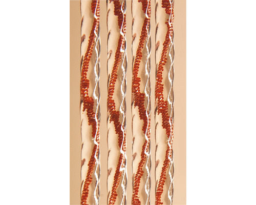 Gros plan sur quatre tuyaux d''irrigation transparents avec des éléments en spirale