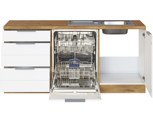 Küchenzeile mit Geschirrspüler, Spüle und Schubladen