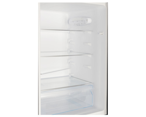 Vue intérieure d''un réfrigérateur vide avec des étagères