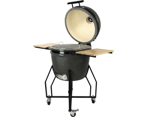 Barbecue en céramique avec couvercle ouvert, grille et étagères en bois
