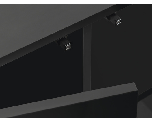 Vue détaillée d''un meuble avec tiroir et petite lampe