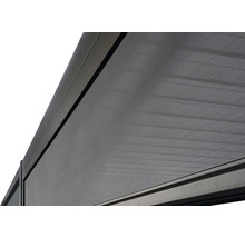 Vue détaillée d''un toit de terrasse avec store