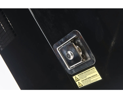 Abschließbarer Metalltürgriff mit Warnhinweisen