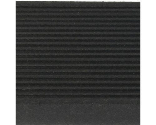 Tapis en caoutchouc rainuré