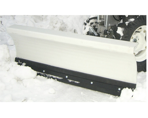 Lame à neige pour tracteur dans la neige