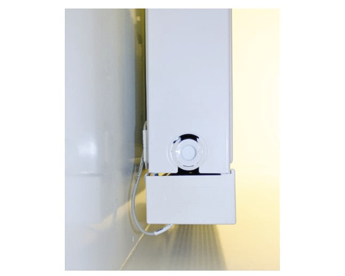 Detailansicht eines Rollladenkastens mit seitlicher Führungsschiene