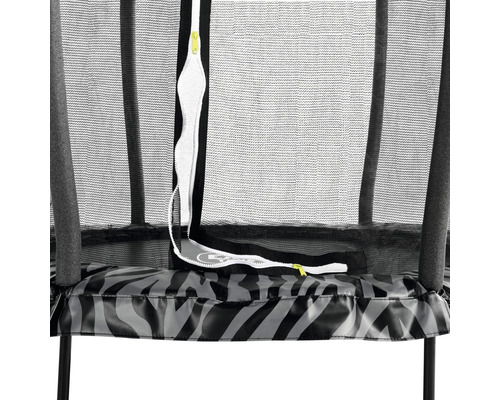 Vue détaillée d''un trampoline avec filet de sécurité et fermeture éclair