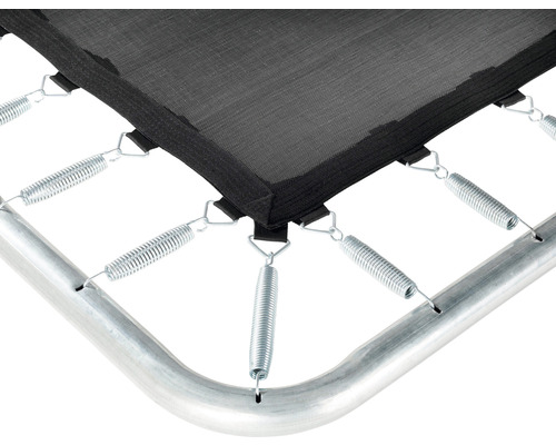 Vue détaillée des ressorts et du cadre d''un trampoline