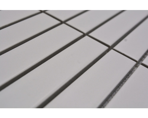 Detailaufnahme von rechteckigen Fliesen