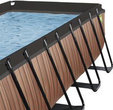 Vue détaillée d''une piscine hors sol à cadre avec aspect bois et cadre en acier