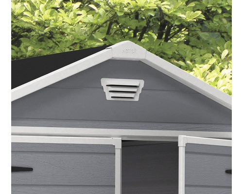 Vue détaillée d''un abri de jardin avec ventilation et logo Keter.