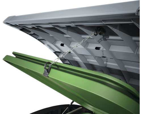 Geöffnete Mülltonnenbox mit Kette zur Deckelbegrenzung